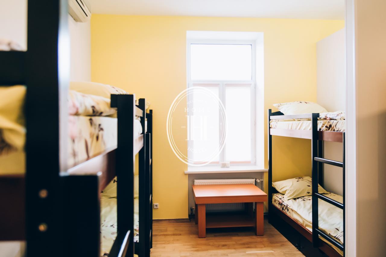 Hostel-Home Kiev Buitenkant foto